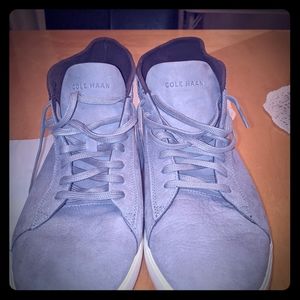 Men's size 10 Cole Hann grey shoes